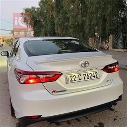 تۆیۆتا کامری
